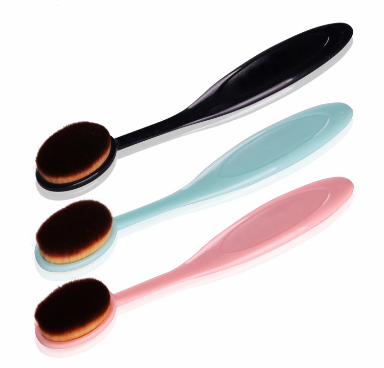 makeup powder brush