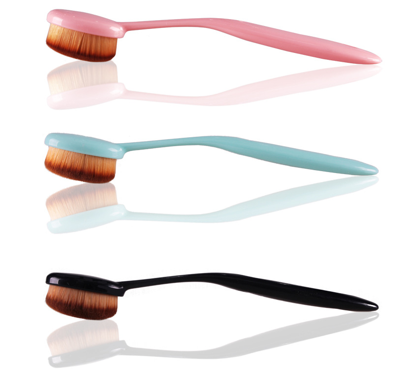 foundation makeup brush